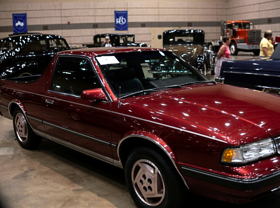 1985 El Ciera Show Vehicle - AI enhanced from video